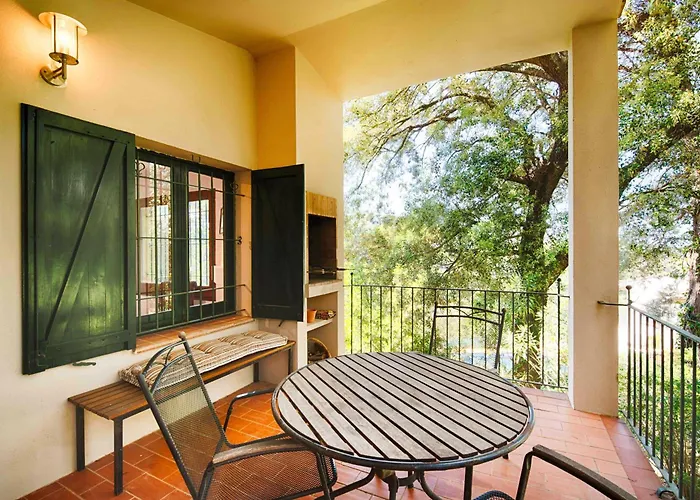 Casa Romani - *
